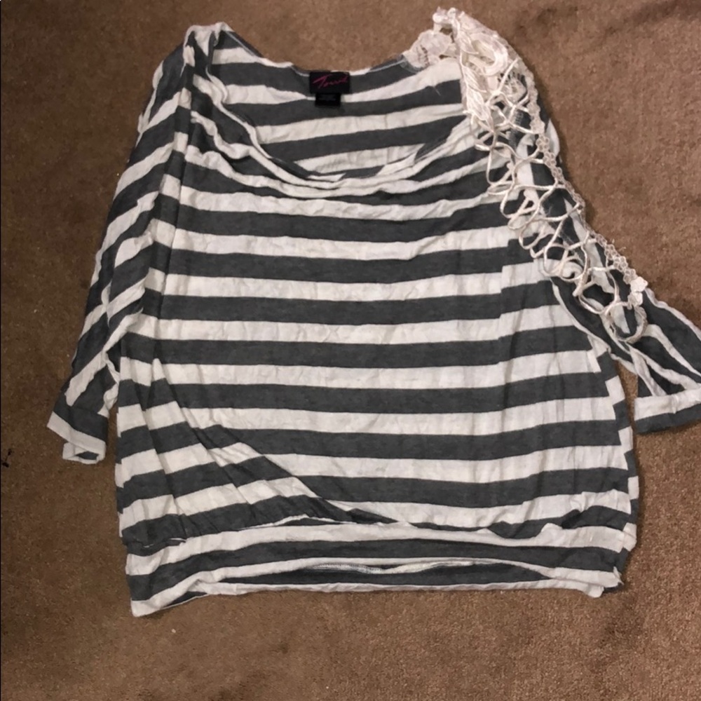 Torrid shirt